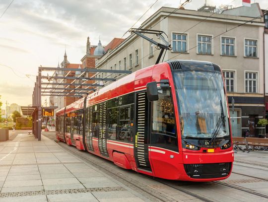 Na zdj. tramwaj śląski.