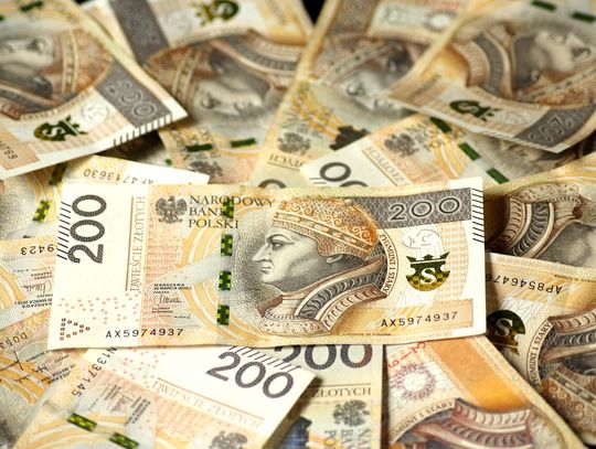 Na zdj. banknoty o nominale 200 zł.