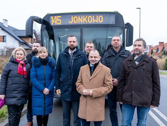 Na zdj. autobus linii 145 Olsztyn - Jonkowo.