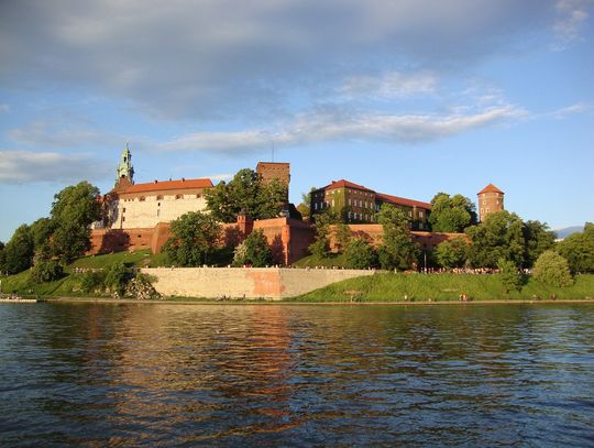 Przed Krakowem sądny dzień. Radni ponownie zagłosują nad budżetem. Wcześniej doszło do pomyłki