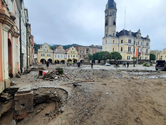 Rynek w Lądku-Zdroju po powodzi 2024 r.