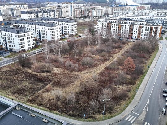 Zaniedbany skwer na poznańskim osiedlu Łacina.