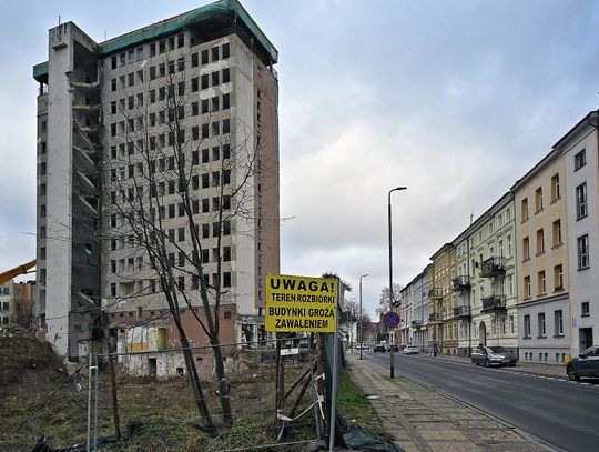 Na zdj. Związkowiec, najwyższy budynek w Koszalinie.