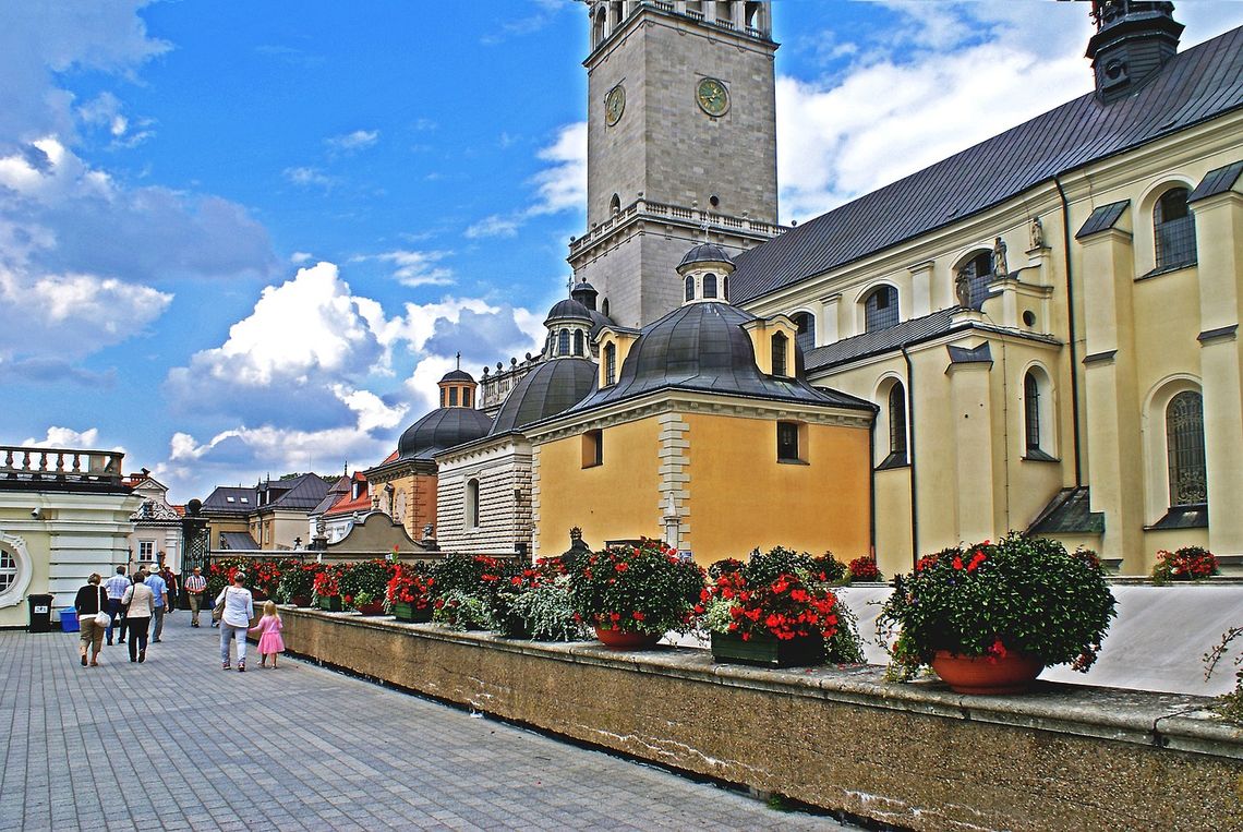 Na zdj. widzimy widok na Częstochowę.